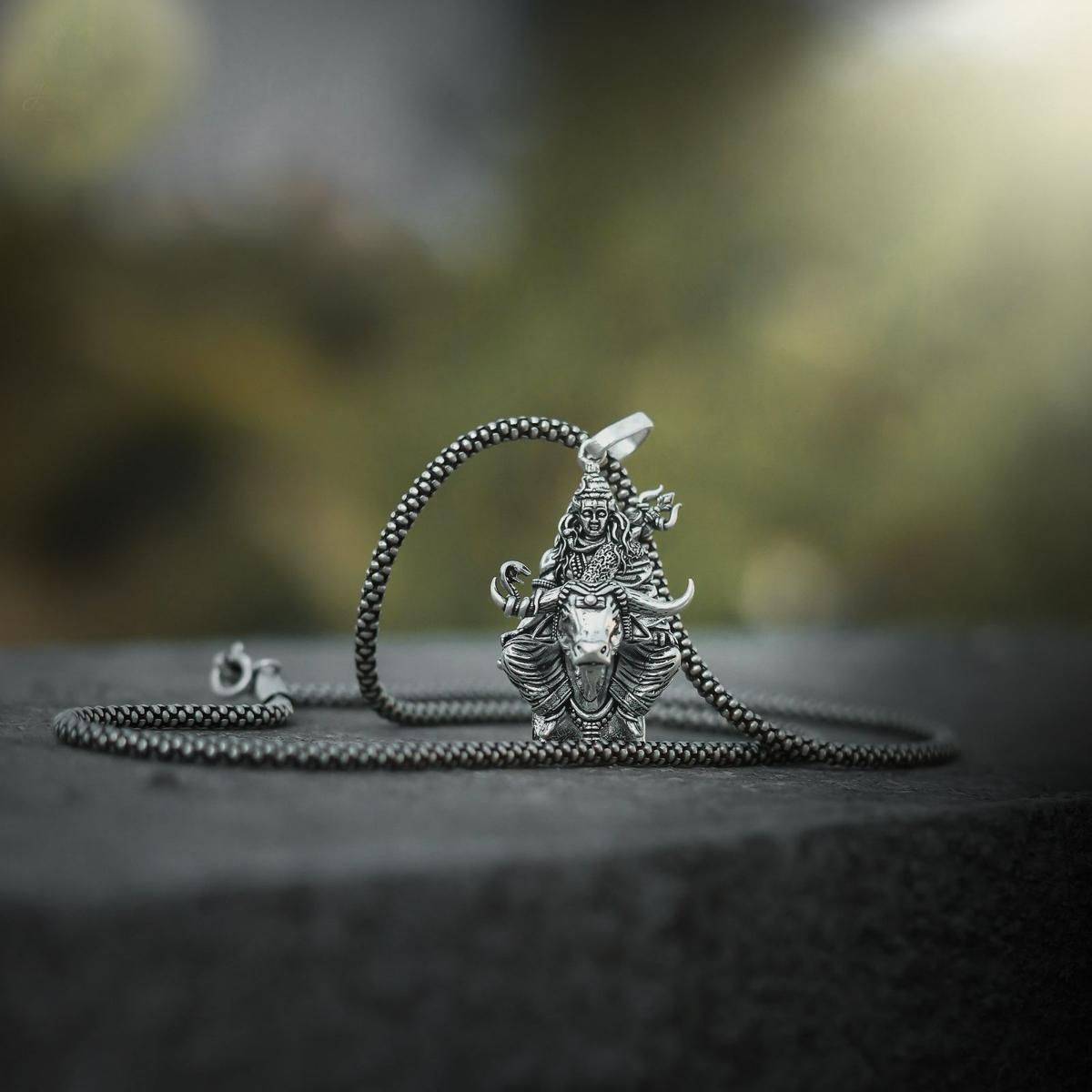 Lord Shiva With Nandi Silver Pendant Chain for Spiritual Elegance - Harappakart