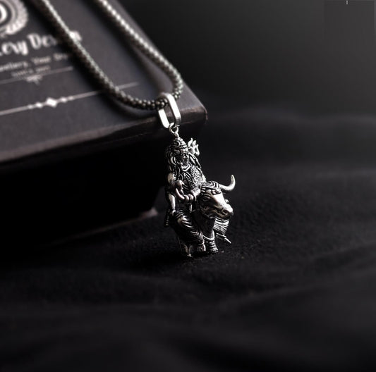Lord Shiva with Nandi Silver Pendant Chain - Harappakart