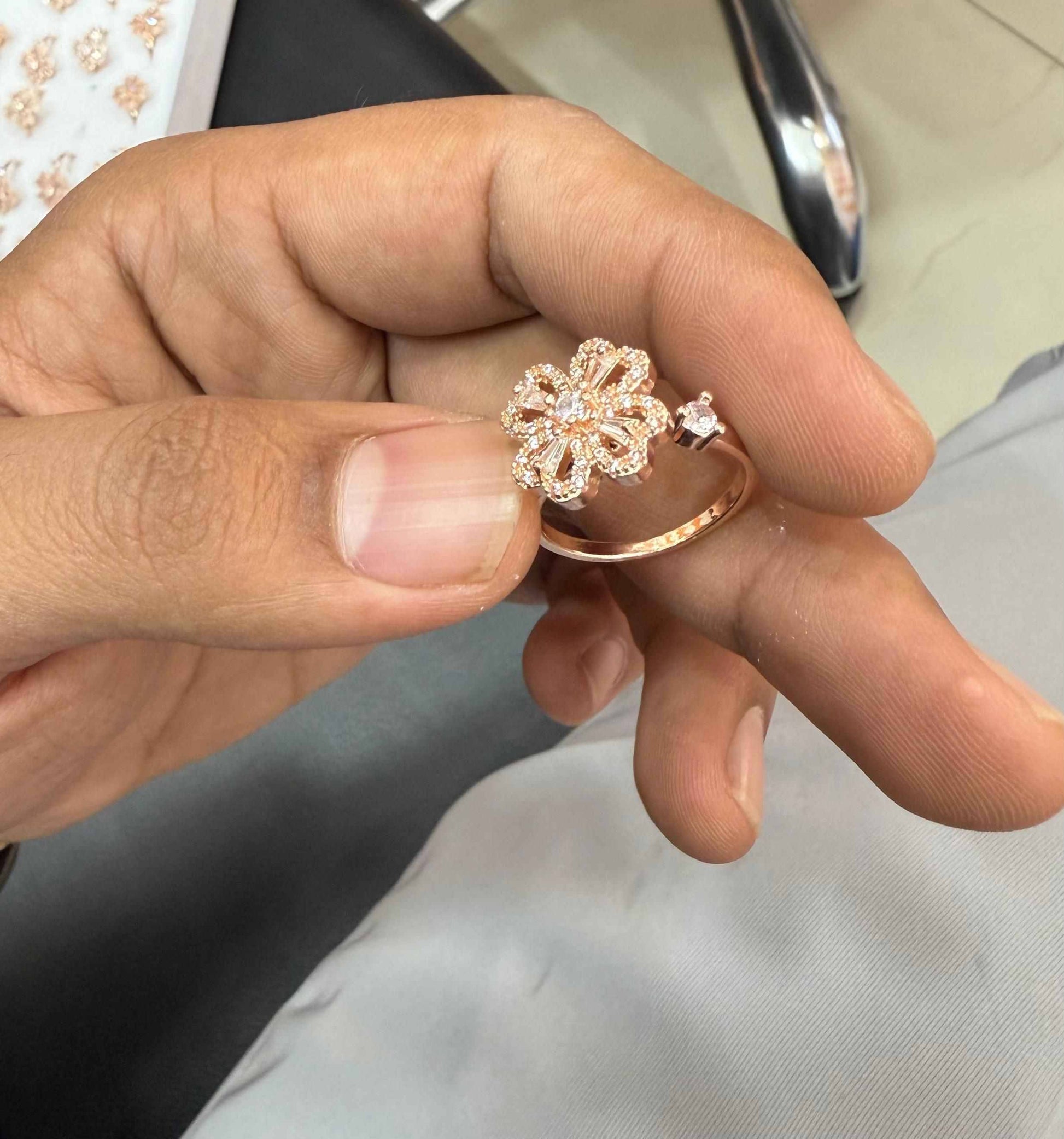 Four-Leaf Clover Spinning Gold Ring